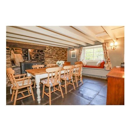 Meadowside Cottage, Characterful Grade 2 Listed Cottage Near To Wadebridge And Padstow Zewnętrze zdjęcie