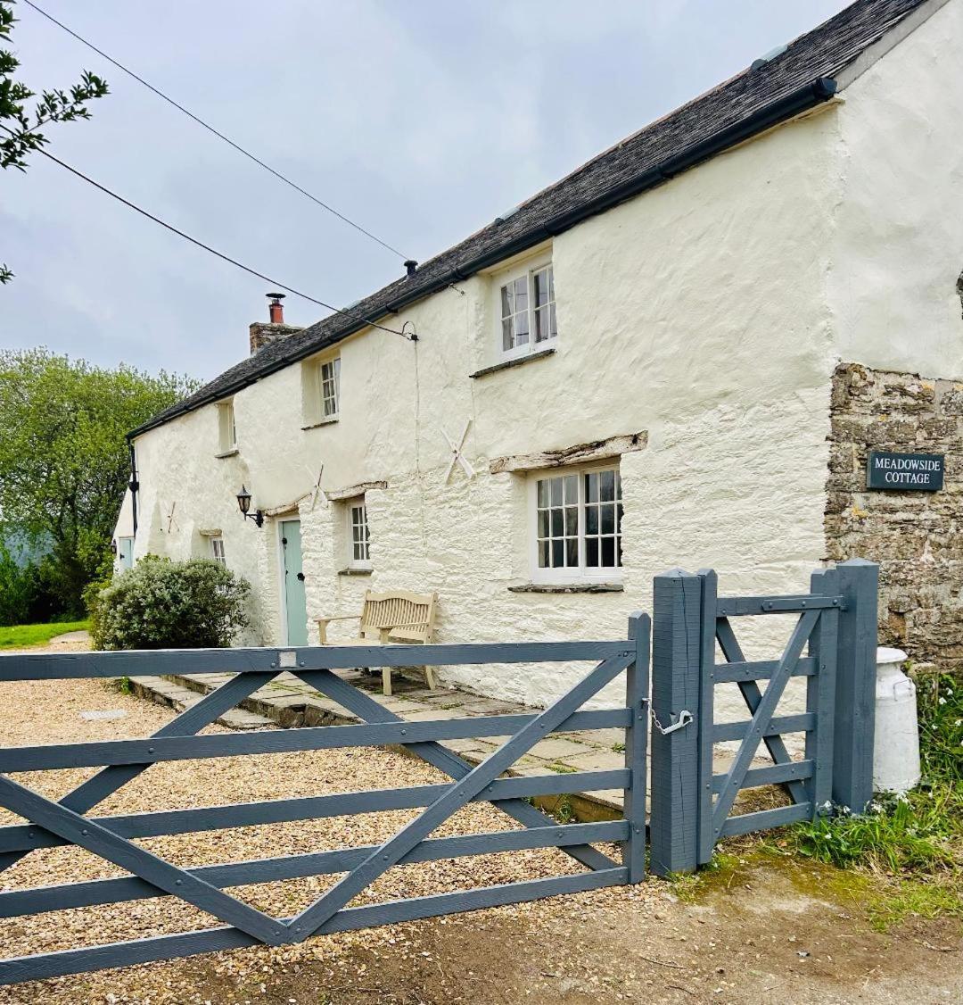 Meadowside Cottage, Characterful Grade 2 Listed Cottage Near To Wadebridge And Padstow Zewnętrze zdjęcie